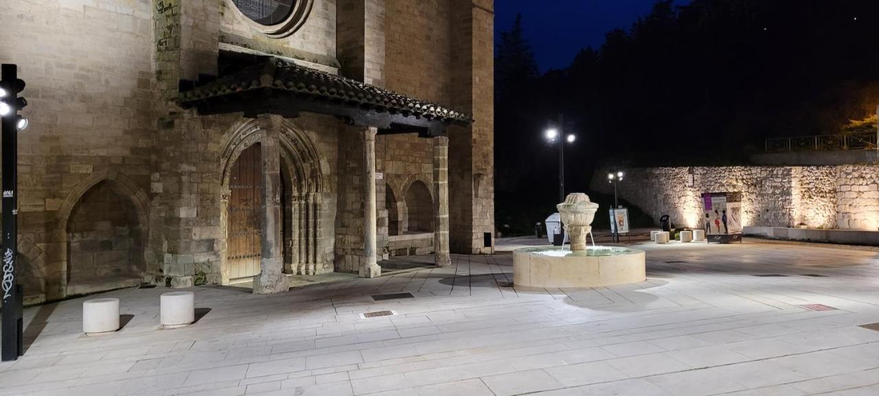 Atuaire Home Mirador De Saldana En Pleno Centro Historico Burgos Ngoại thất bức ảnh